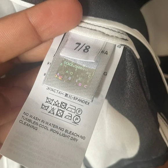 DOLCE & GABBANA
Belted polka-dot stretch-silk top - Picture 10 of 11